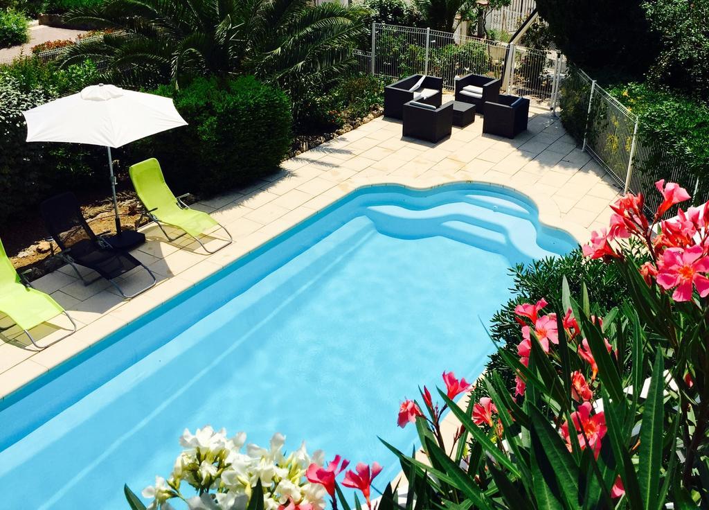Au Reveil Des Cigales Hotel Saint Aygulf Exterior foto